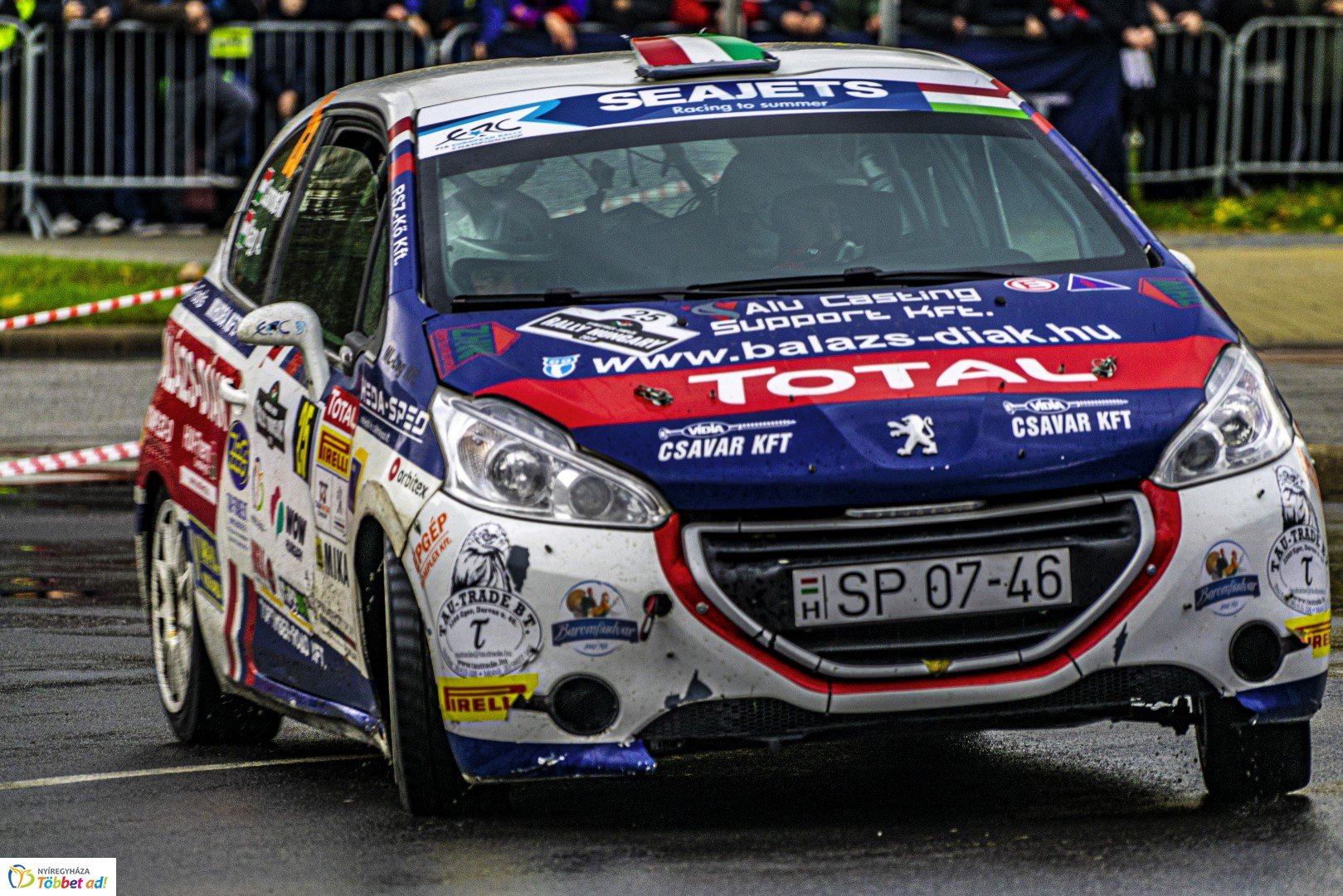 Benzingőz, gumicsikorgás... Ilyen volt a Nyíregyháza Rally EB