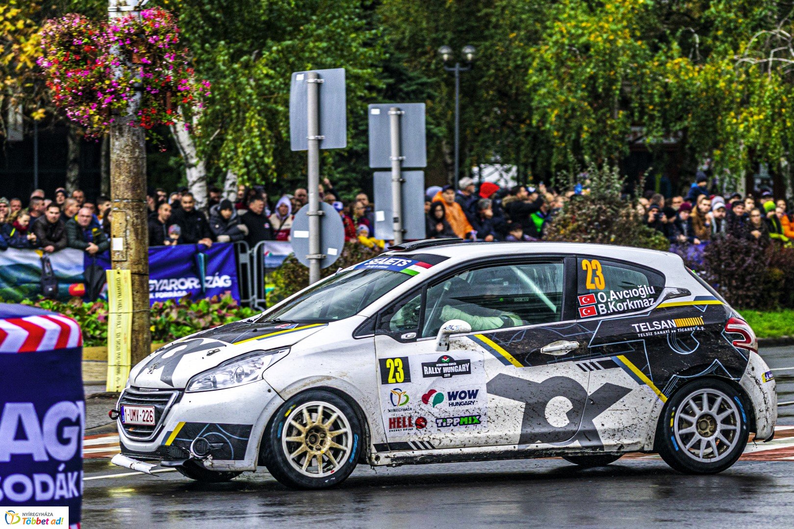 Benzingőz, gumicsikorgás... Ilyen volt a Nyíregyháza Rally EB