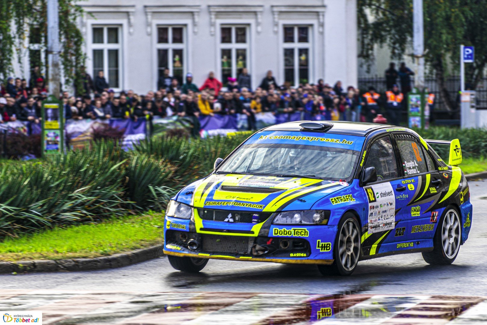 Benzingőz, gumicsikorgás... Ilyen volt a Nyíregyháza Rally EB