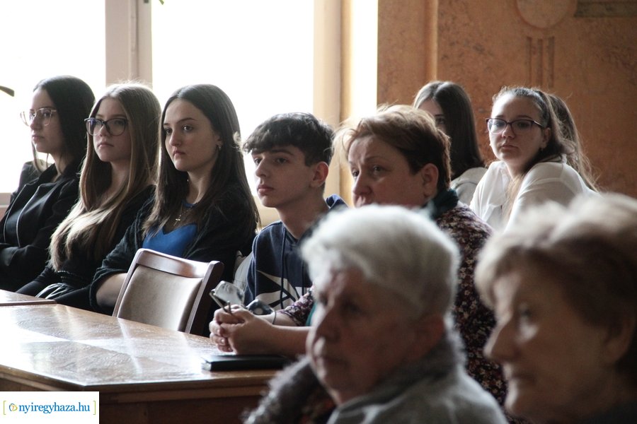 Bessenyei György Irodalmi Társaság ülése 20230424