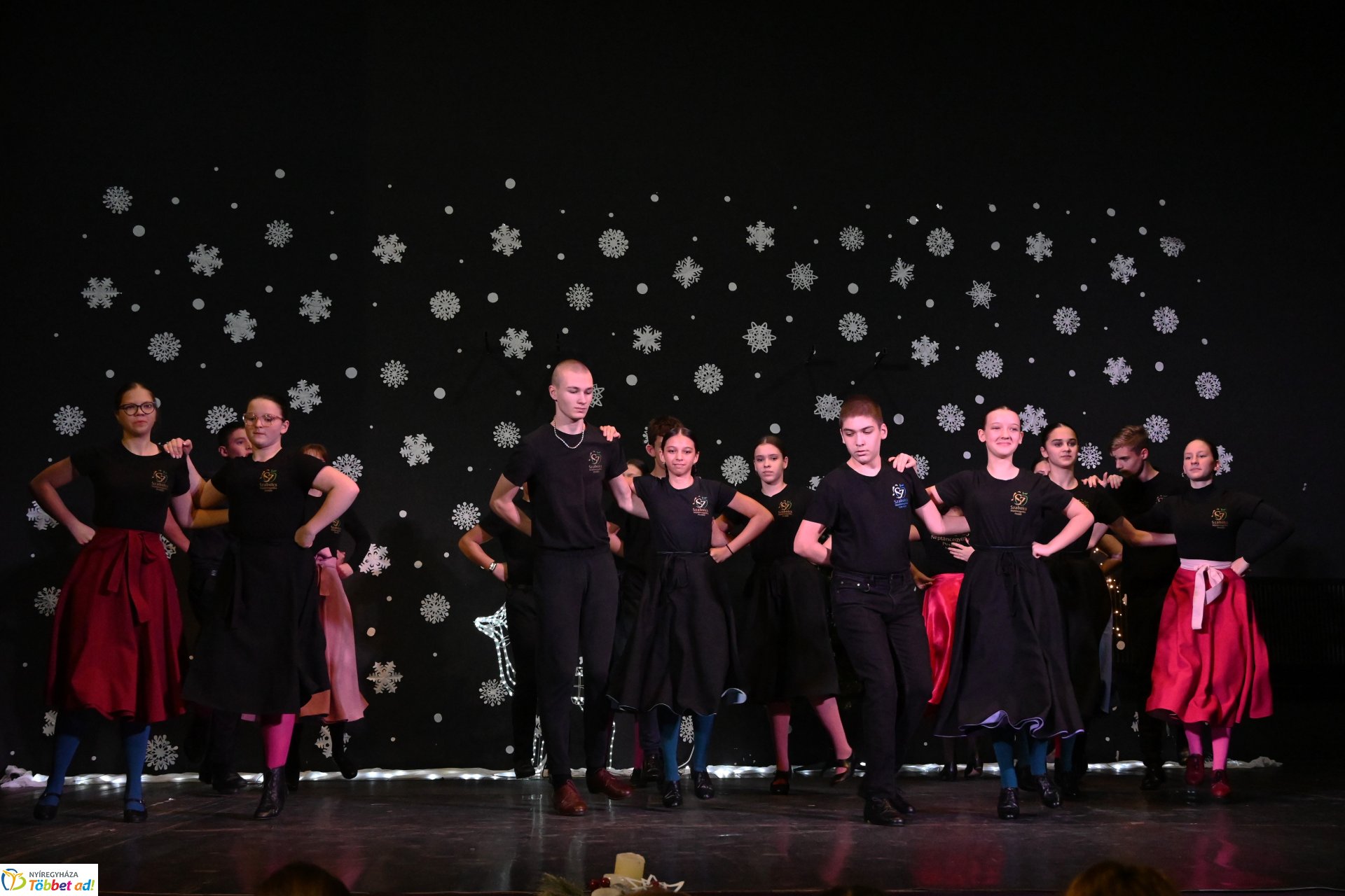 "Bethlehemi forgatag" - generációs karácsonyi ünnepség a Szabolcs Néptáncegyüttes szervezésében