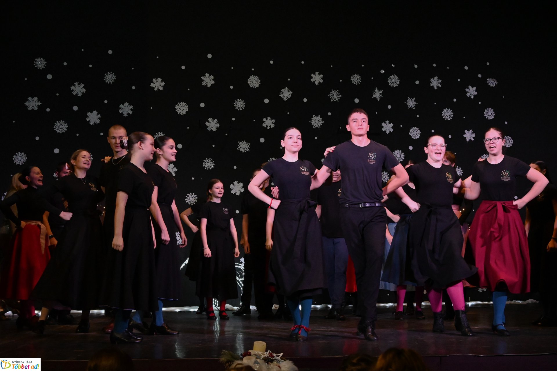 "Bethlehemi forgatag" - generációs karácsonyi ünnepség a Szabolcs Néptáncegyüttes szervezésében