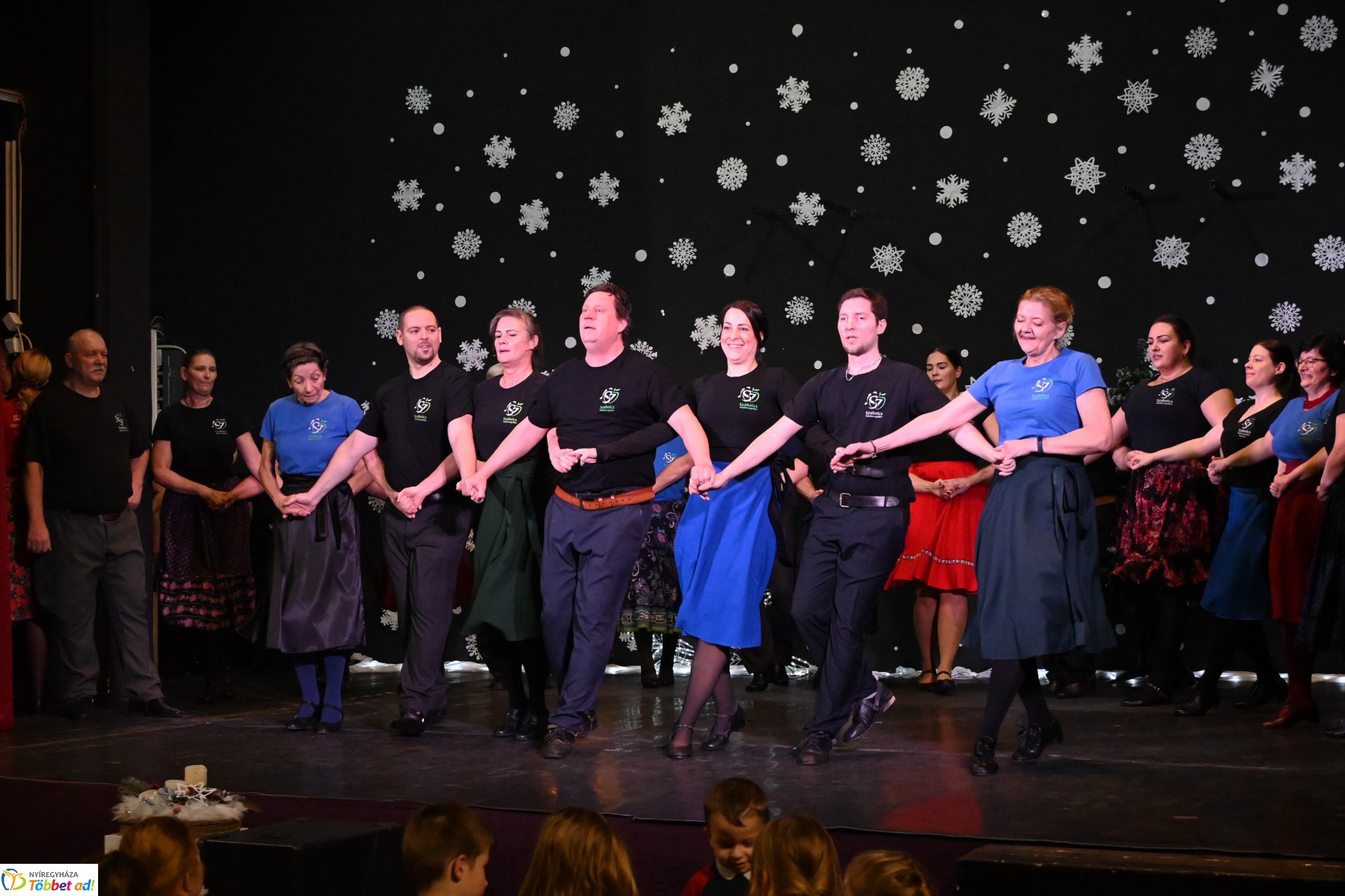 "Bethlehemi forgatag" - generációs karácsonyi ünnepség a Szabolcs Néptáncegyüttes szervezésében