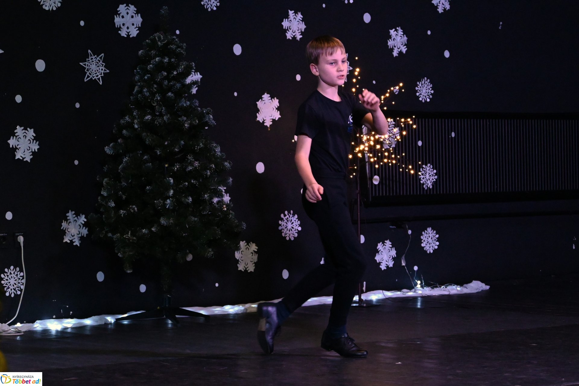 "Bethlehemi forgatag" - generációs karácsonyi ünnepség a Szabolcs Néptáncegyüttes szervezésében