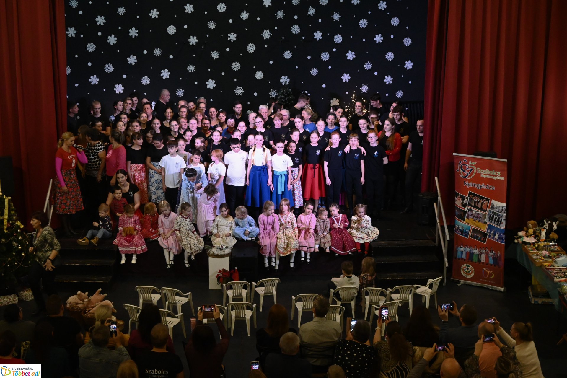"Bethlehemi forgatag" - generációs karácsonyi ünnepség a Szabolcs Néptáncegyüttes szervezésében