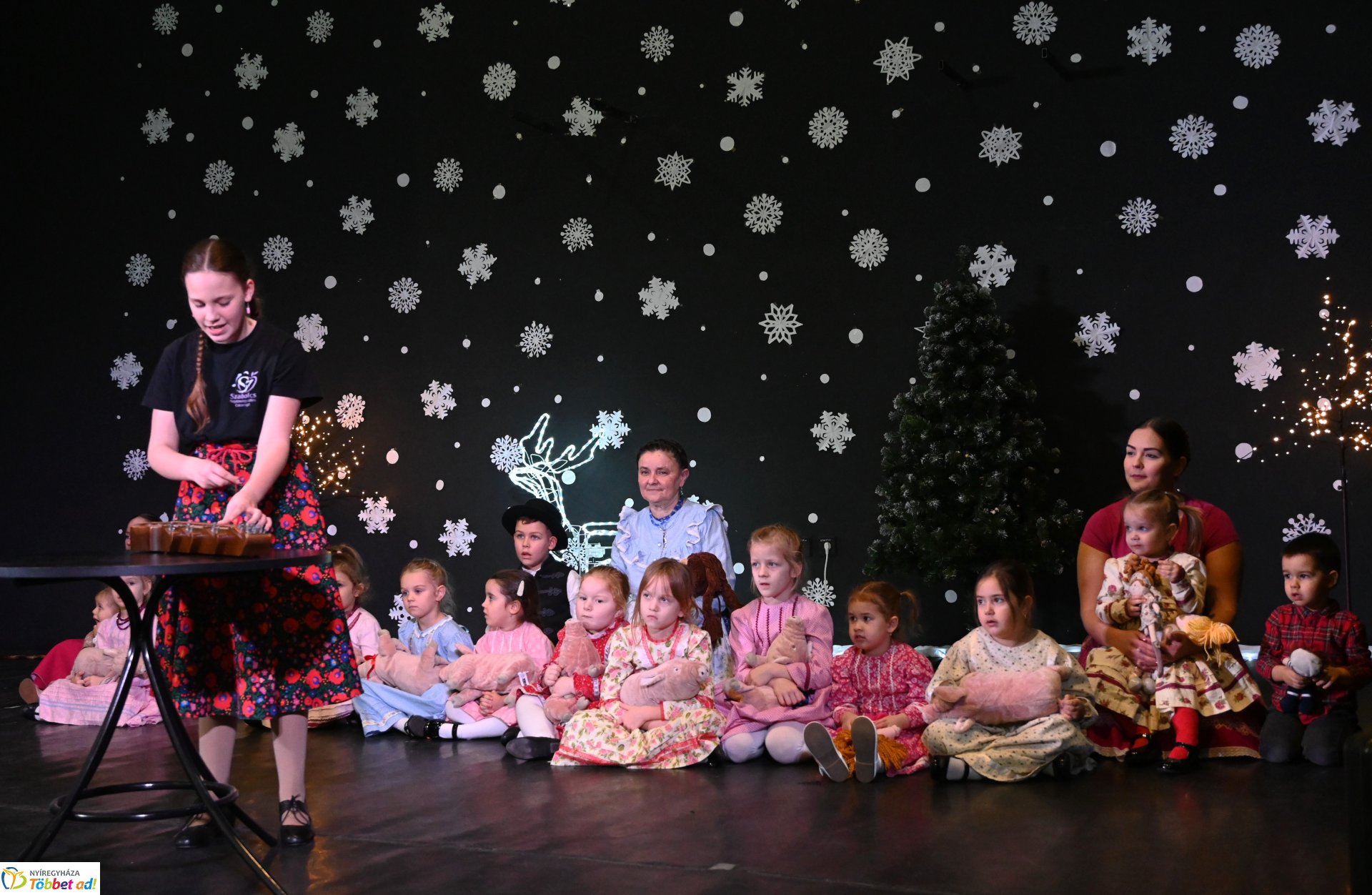"Bethlehemi forgatag" - generációs karácsonyi ünnepség a Szabolcs Néptáncegyüttes szervezésében