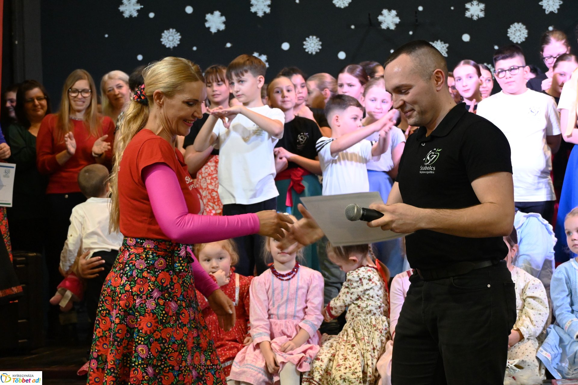 "Bethlehemi forgatag" - generációs karácsonyi ünnepség a Szabolcs Néptáncegyüttes szervezésében