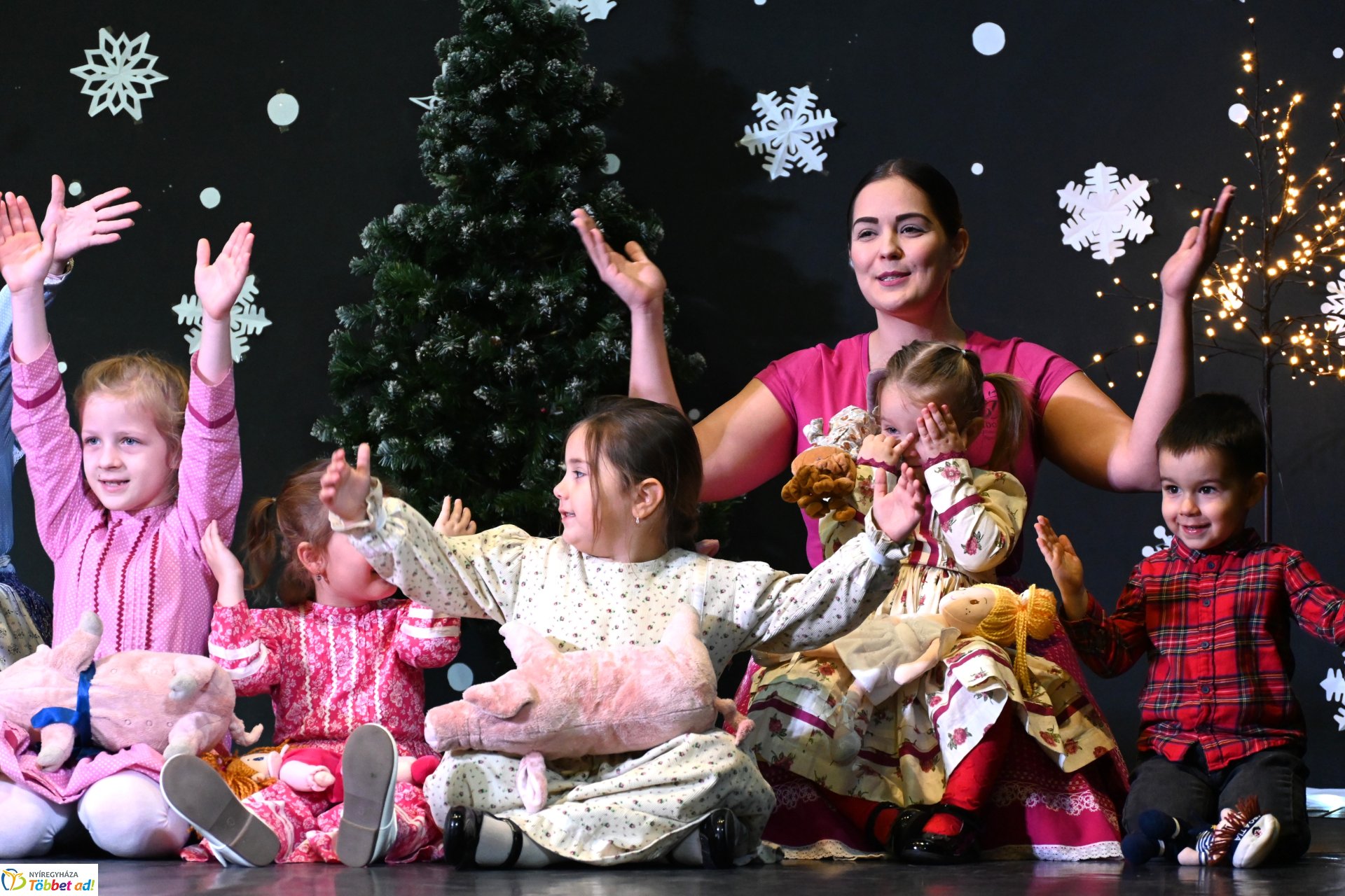 "Bethlehemi forgatag" - generációs karácsonyi ünnepség a Szabolcs Néptáncegyüttes szervezésében