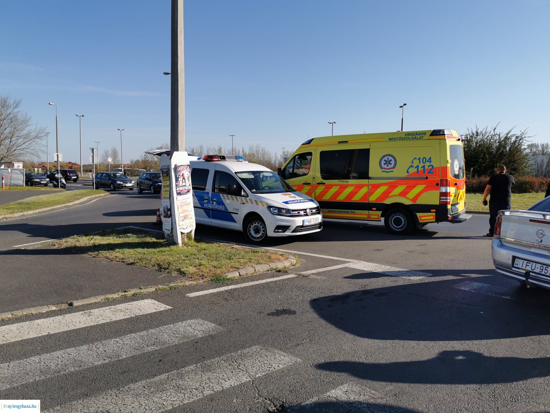 Biciklis és autós ütközött