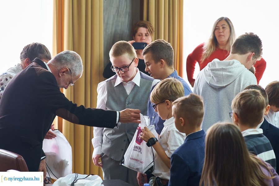 Birkózói díjak a Városházán