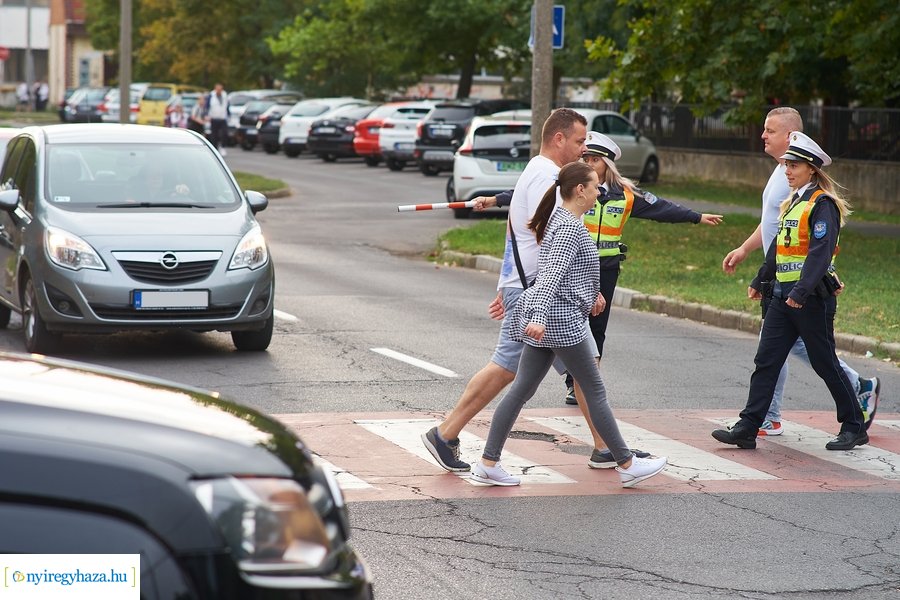 Biztonságban az iskoláig