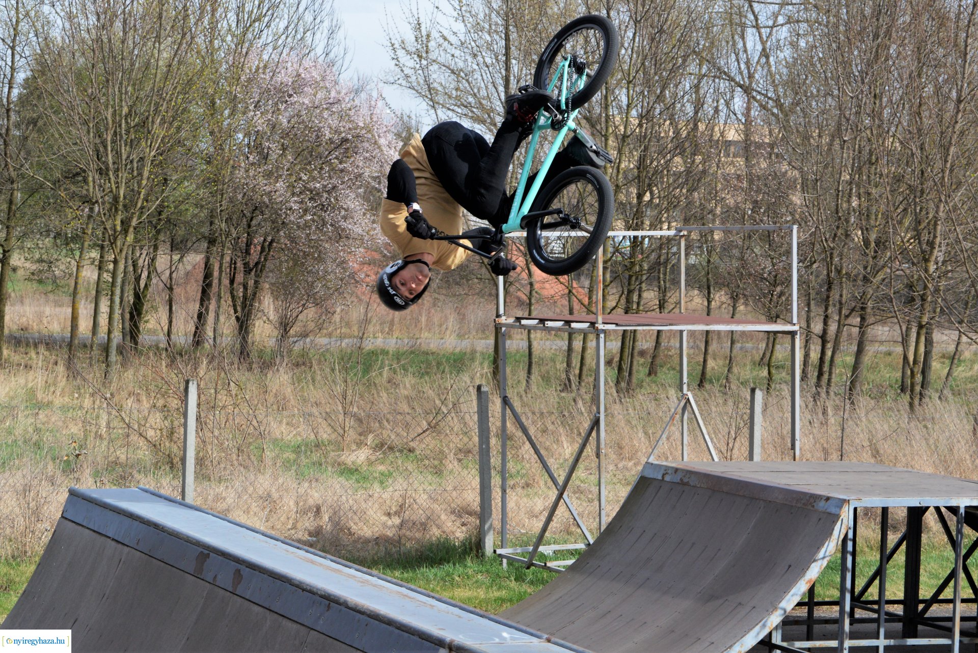 BMX bemutató a Kertvárosban