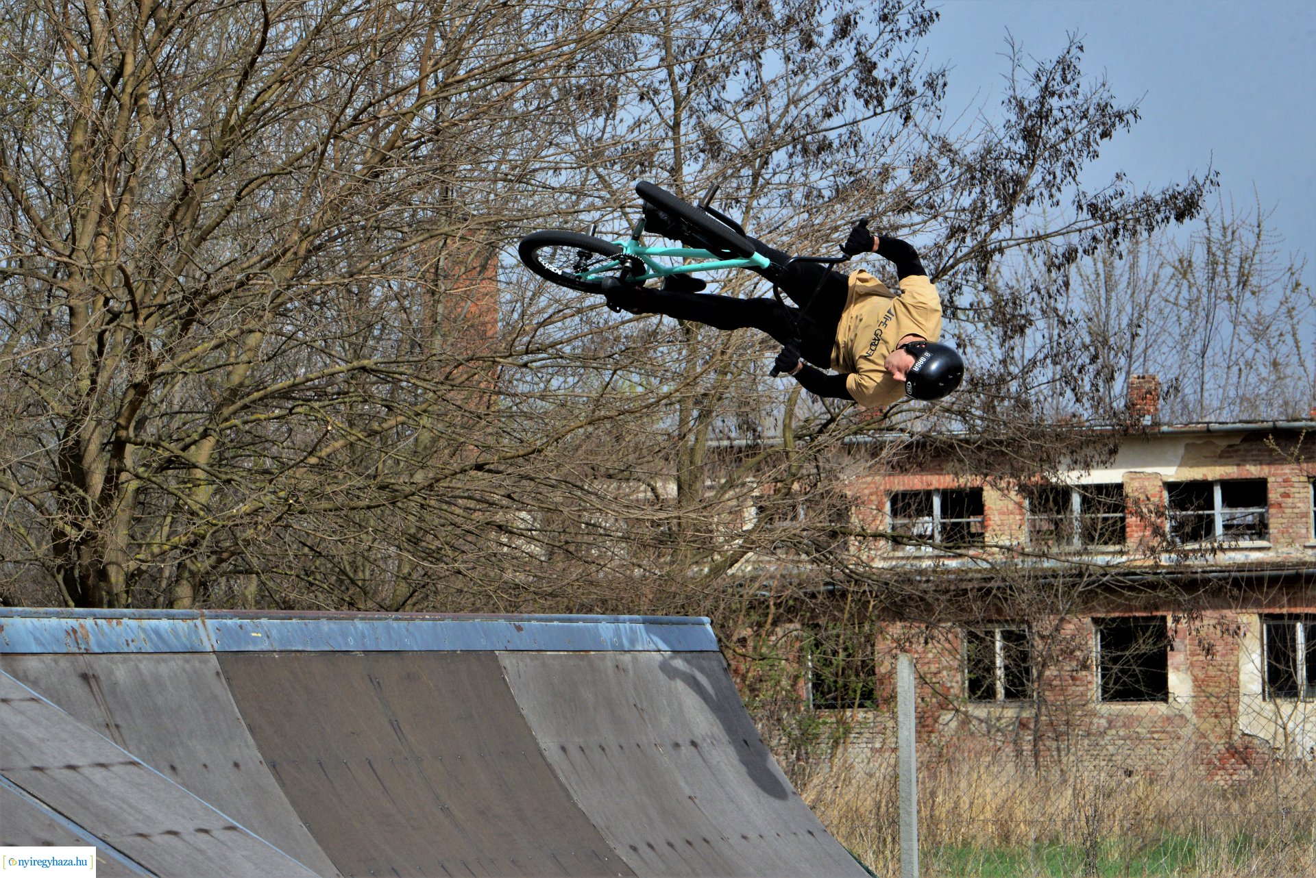 BMX bemutató a Kertvárosban