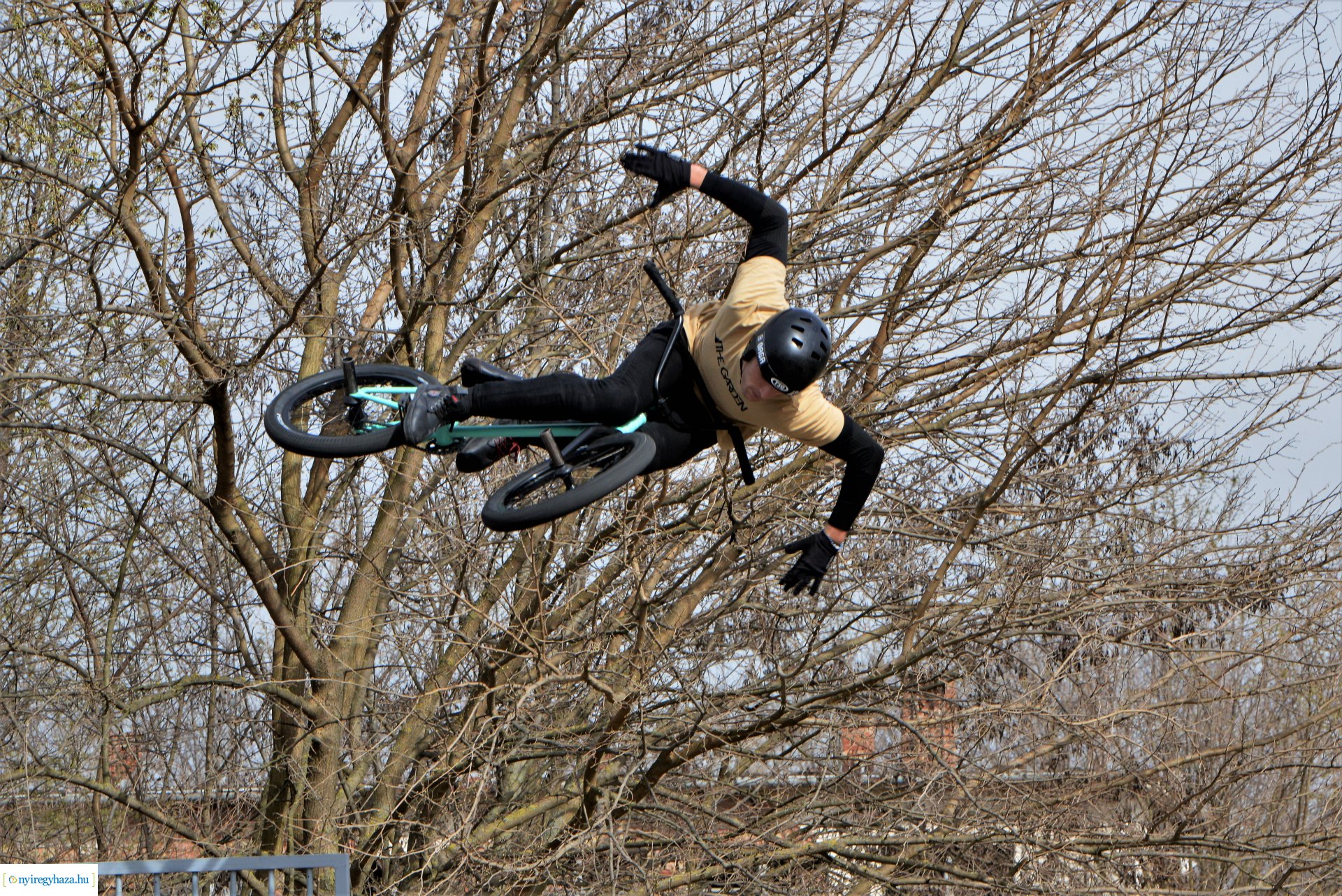 BMX bemutató a Kertvárosban