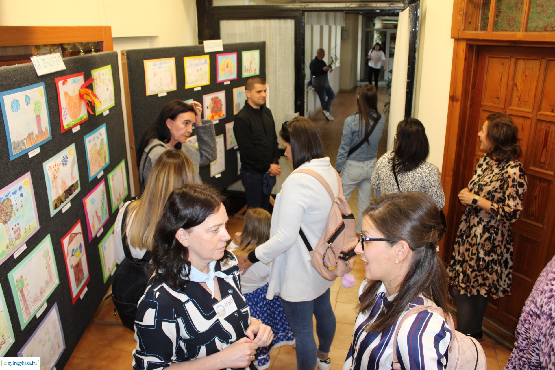 Bodzanéne Versmondó Verseny és Rajzpályázat 