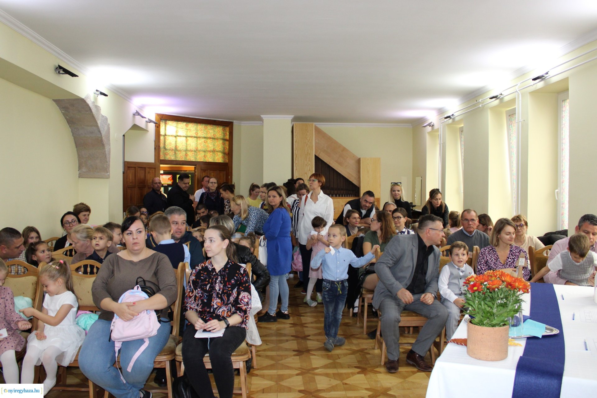 Bodzanéne Versmondó Verseny és Rajzpályázat 