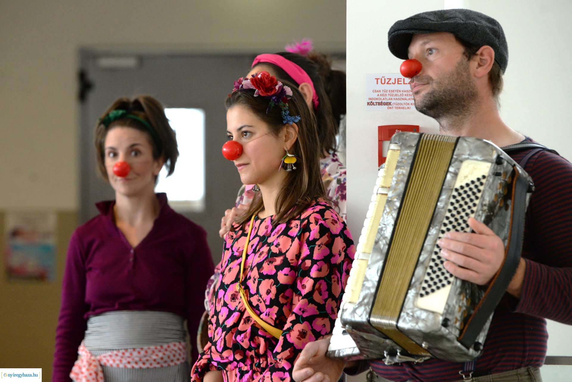 Bohócdoktori vizit a Nyíregyházi Jósa András Tagkórházban