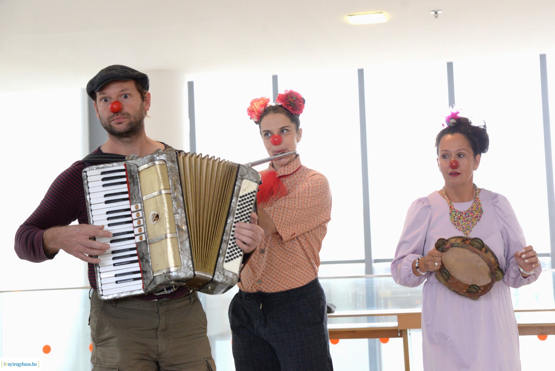 Bohócdoktori vizit a Nyíregyházi Jósa András Tagkórházban