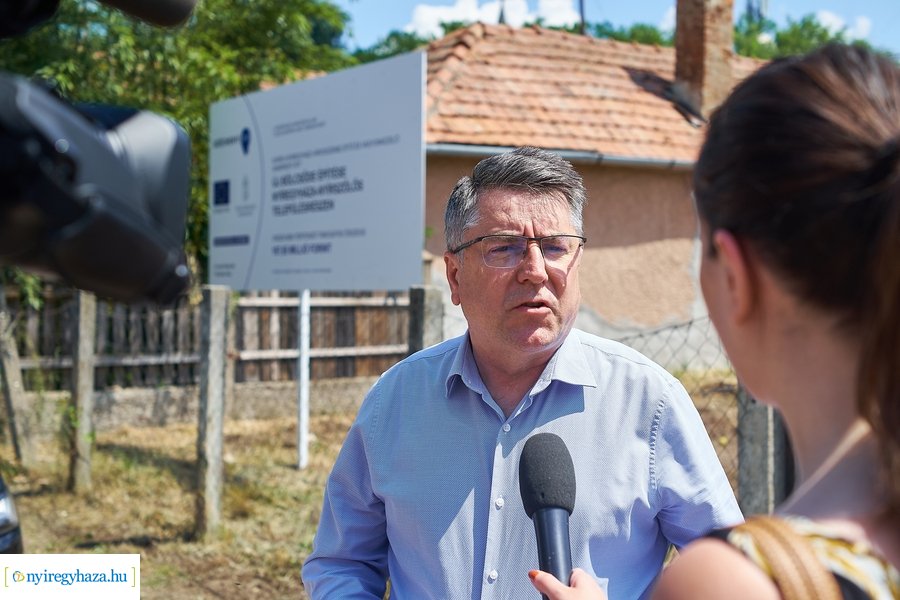 Bölcsőde épül Nyírszőlősön - sajtótájékoztató