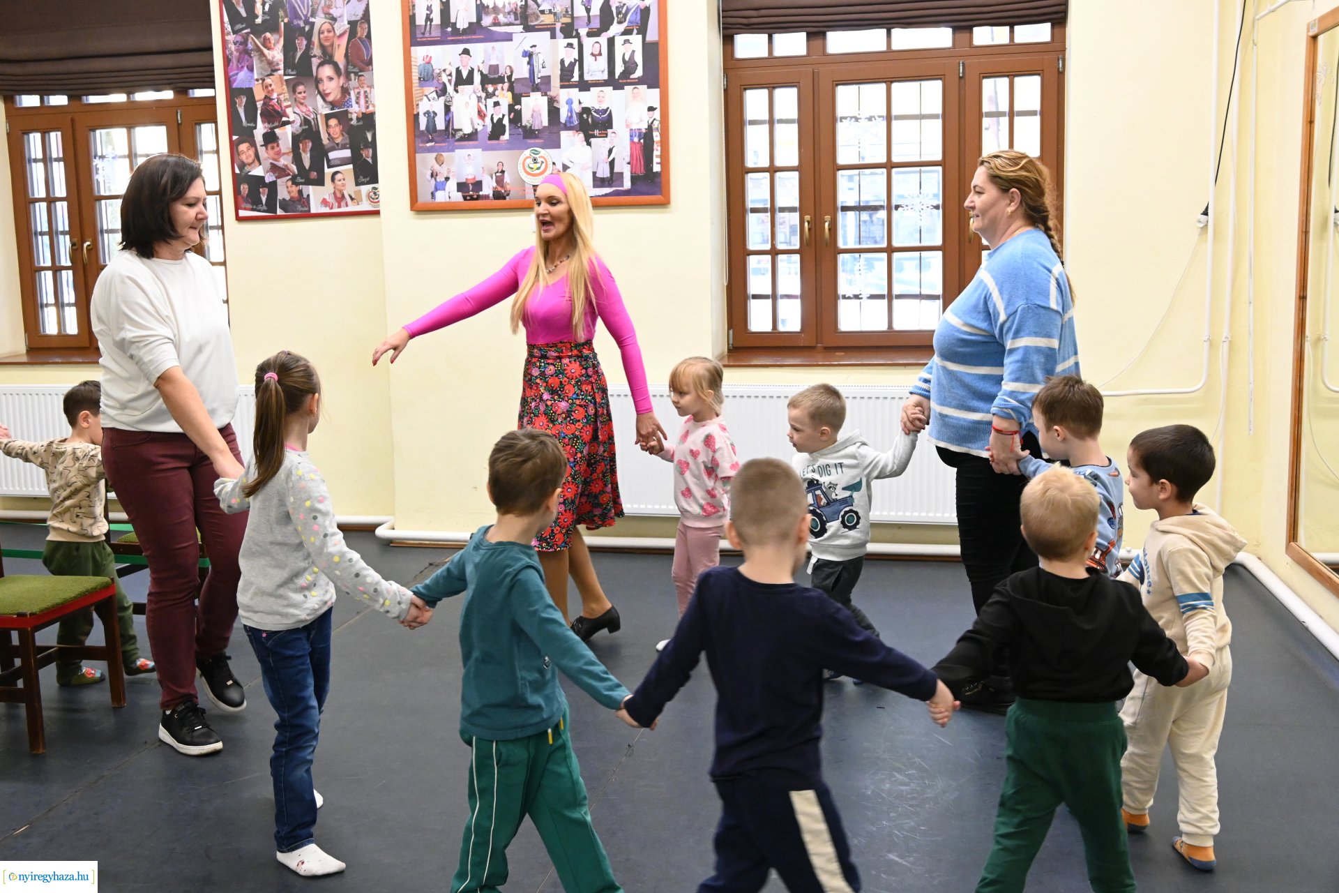 Boldogóra a Kölyökvárban