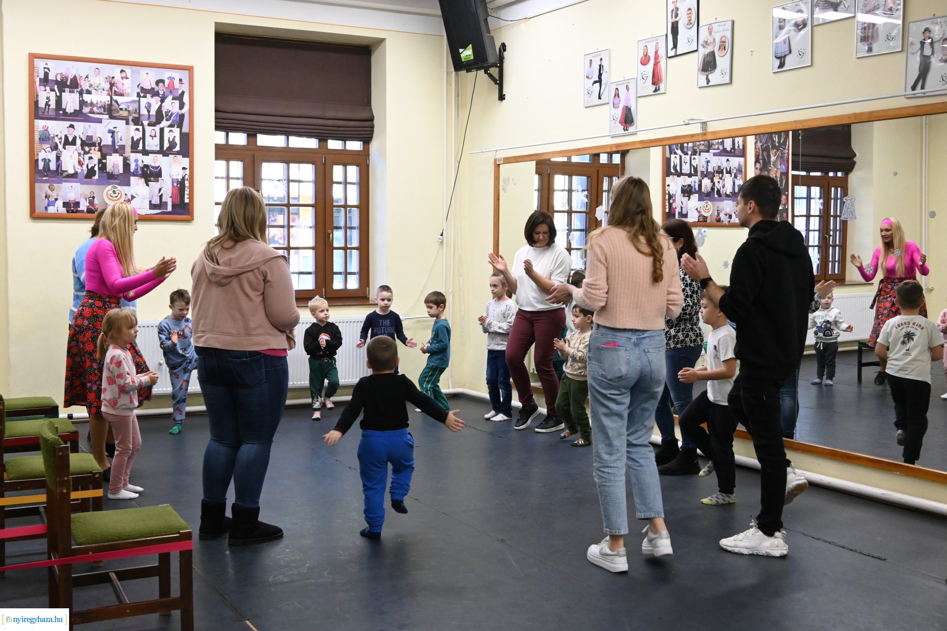 Boldogóra a Kölyökvárban