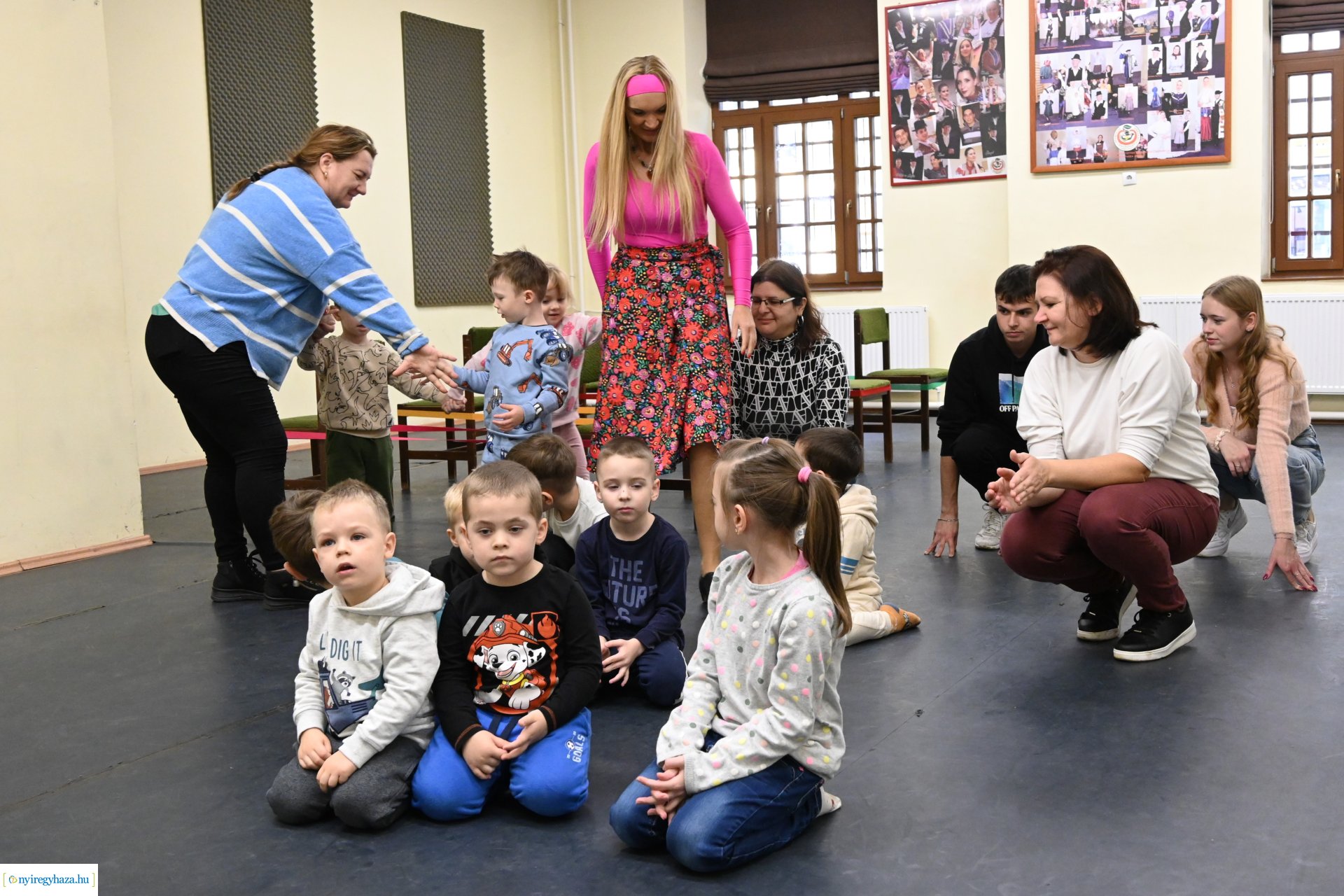 Boldogóra a Kölyökvárban