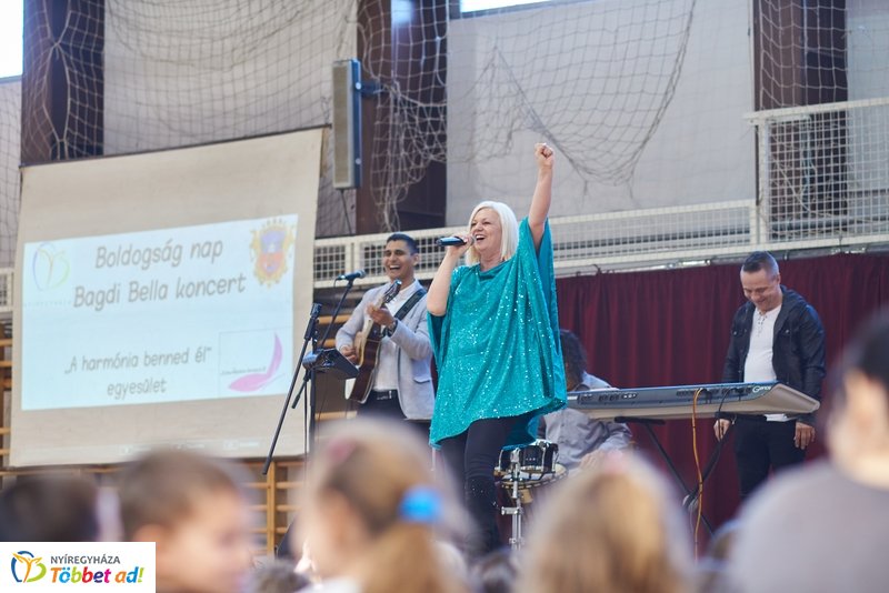 Boldogság nap a Bem iskolában