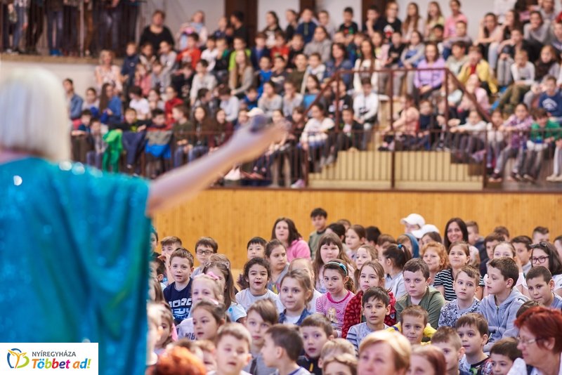 Boldogság nap a Bem iskolában