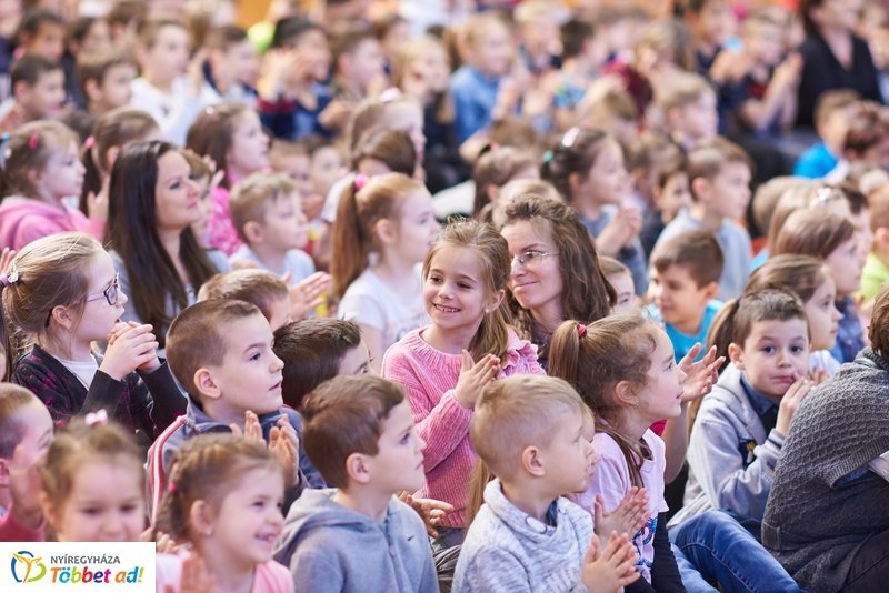 Boldogság nap a Bem iskolában
