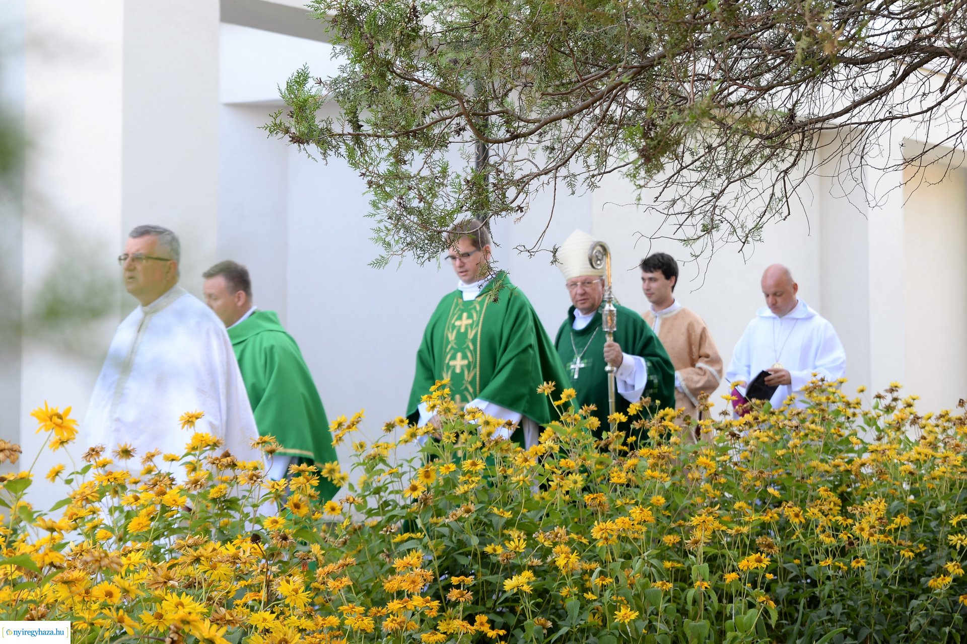 Borbányai Szent László Római Katolikus Plébáia - Csordás Gábor plébános beiktatása