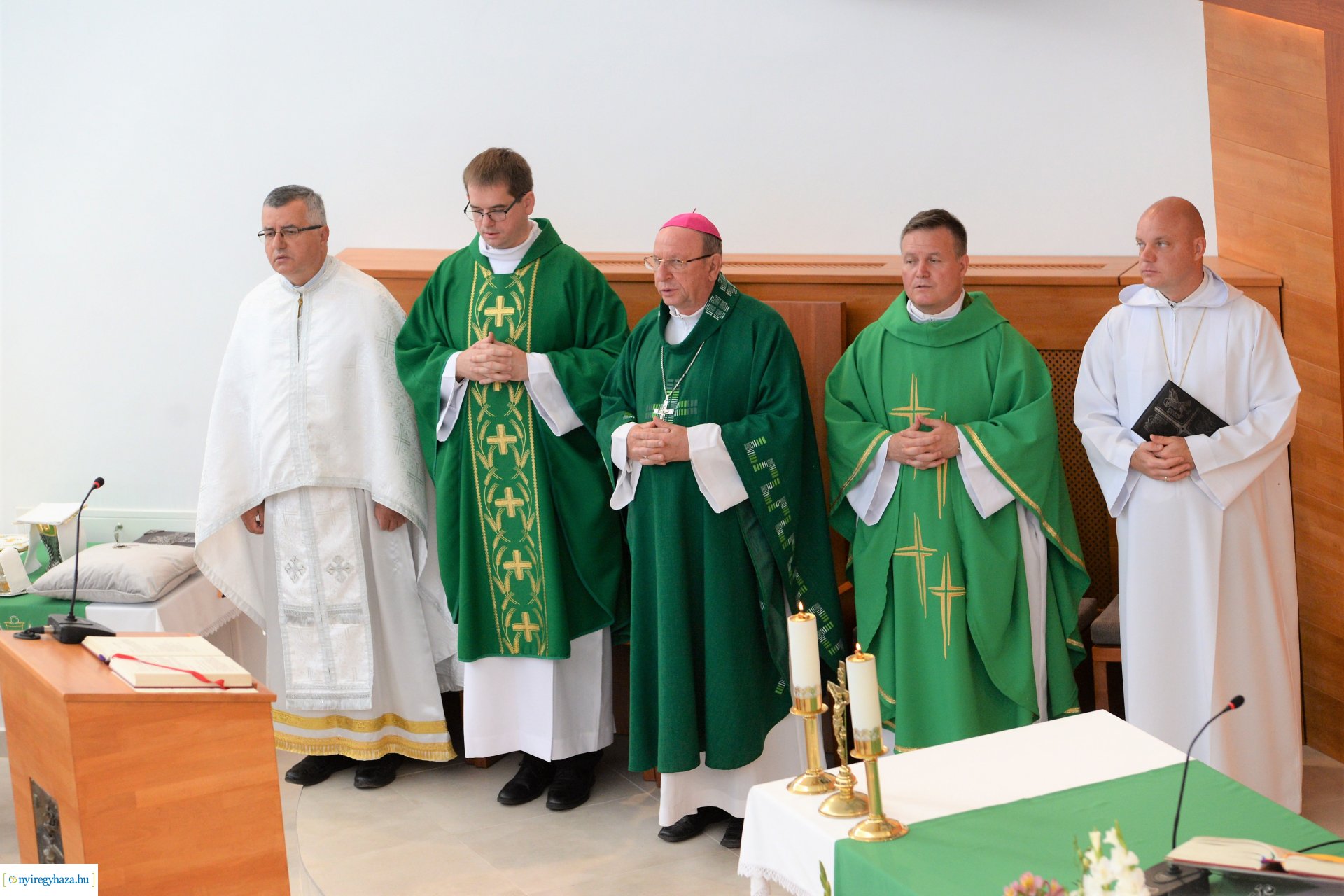 Borbányai Szent László Római Katolikus Plébáia - Csordás Gábor plébános beiktatása