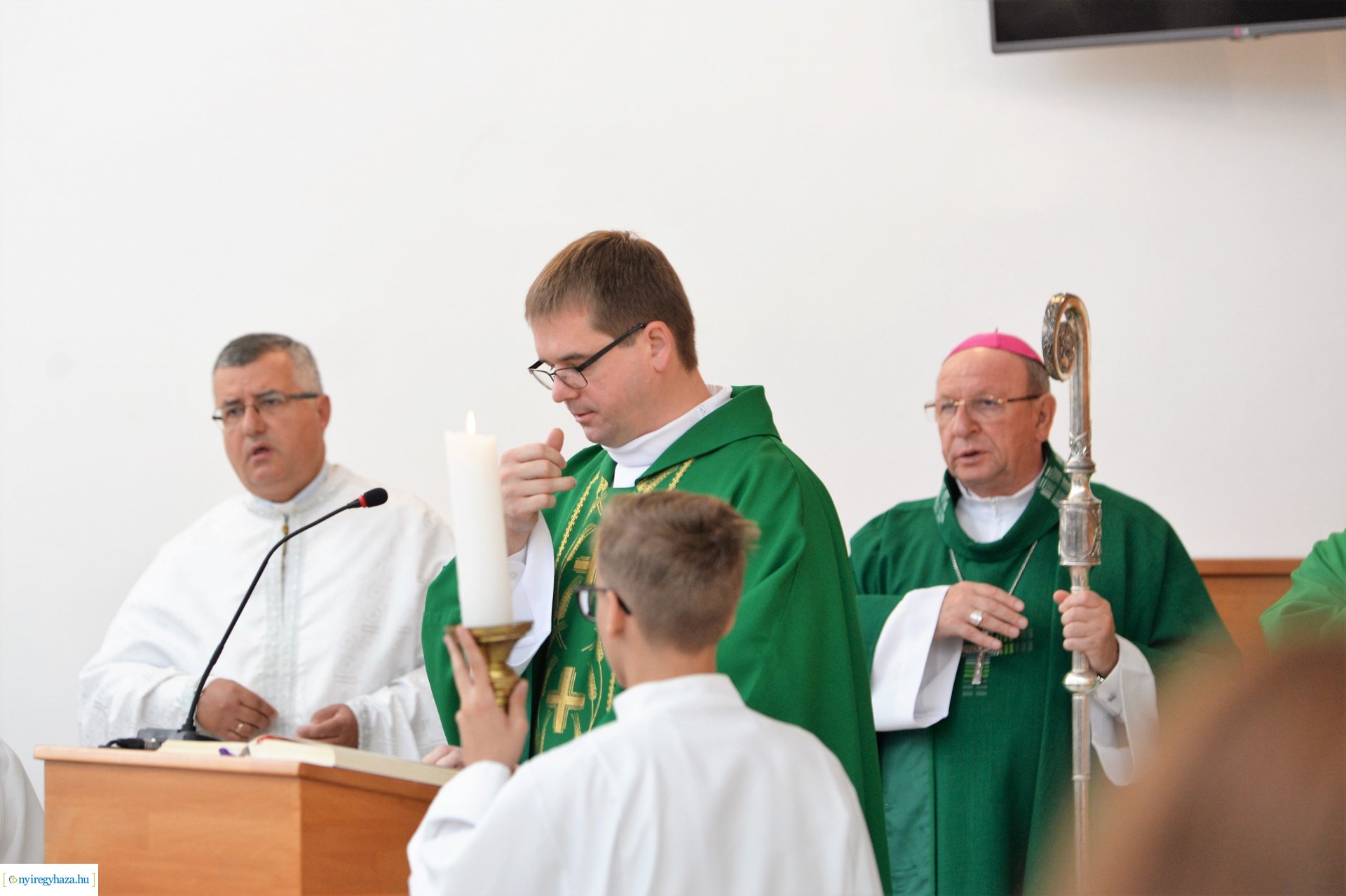 Borbányai Szent László Római Katolikus Plébáia - Csordás Gábor plébános beiktatása
