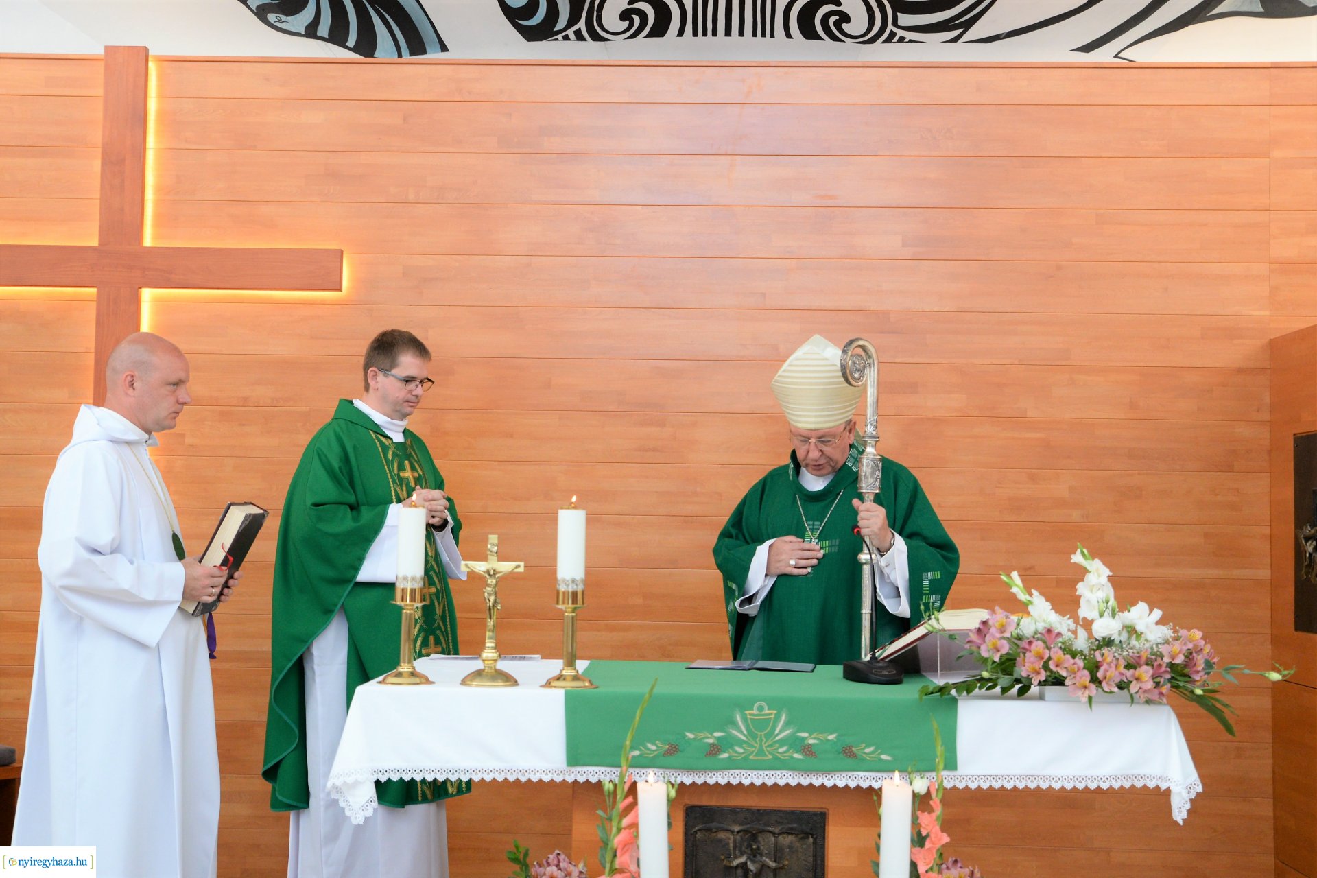 Borbányai Szent László Római Katolikus Plébáia - Csordás Gábor plébános beiktatása