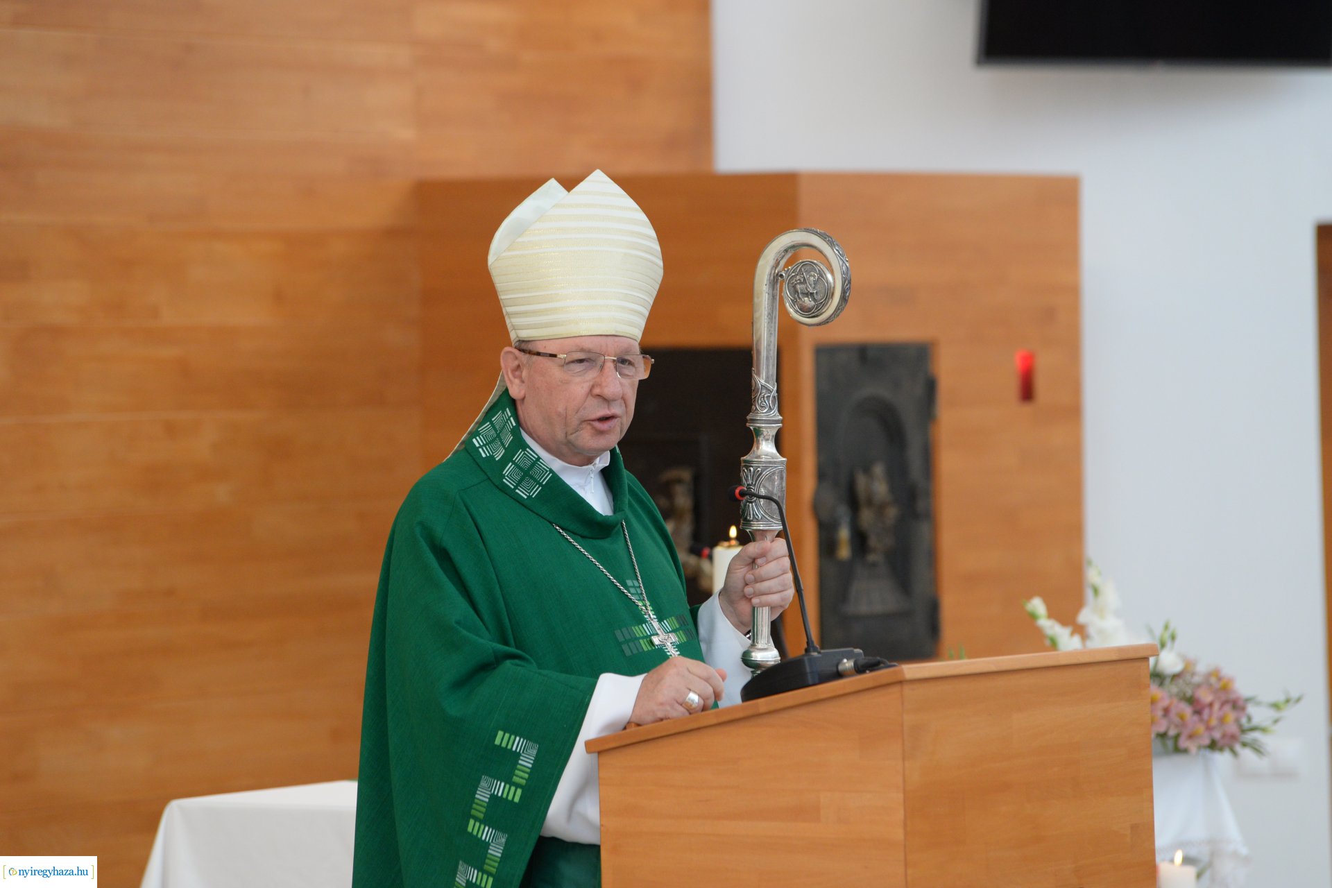 Borbányai Szent László Római Katolikus Plébáia - Csordás Gábor plébános beiktatása
