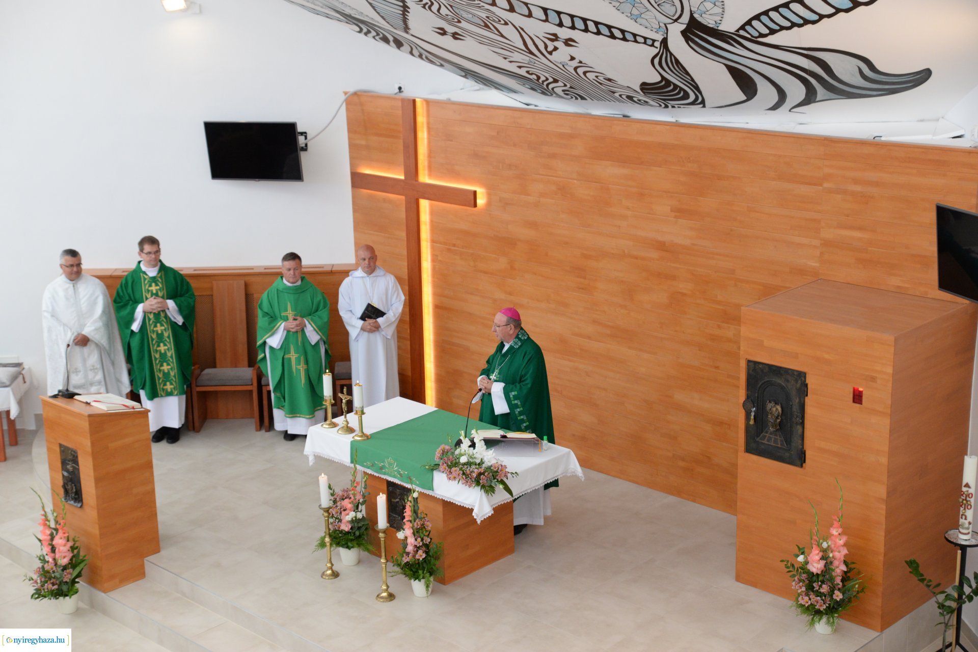 Borbányai Szent László Római Katolikus Plébáia - Csordás Gábor plébános beiktatása