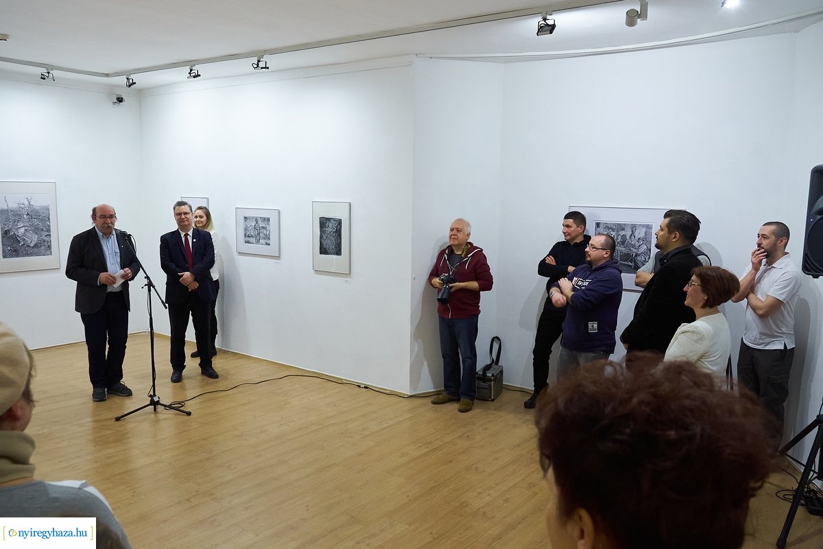 Börcsök Attila grafikusművész kiállítása