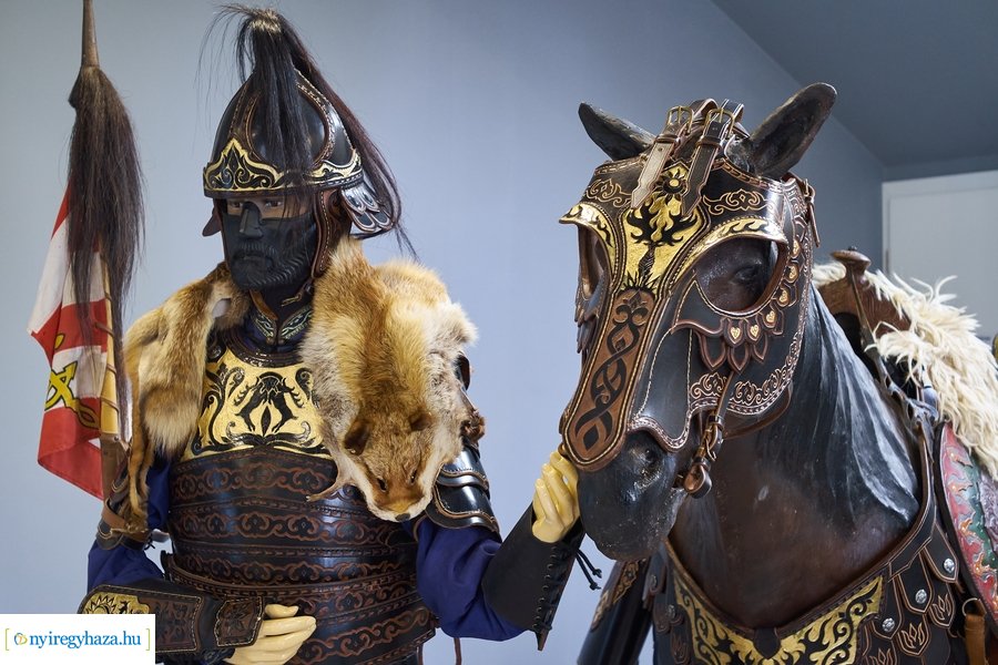 Bőrműves kiállítás a Kállay Házban