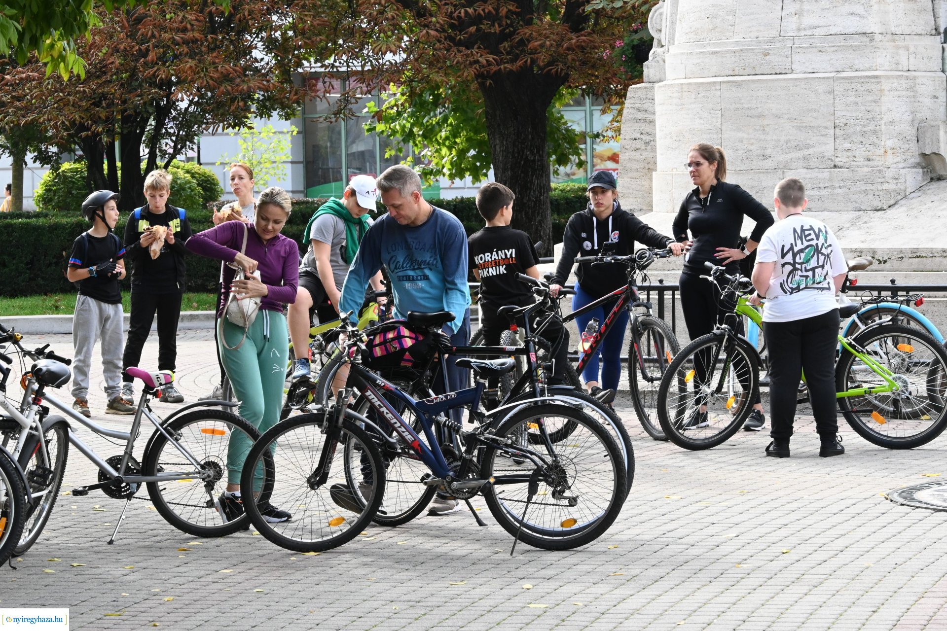 Bringaváros 2024 - megnyitó a Belvárosban