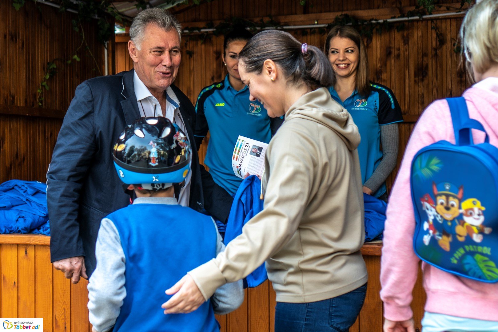 BRINGAVÁROS 7.1  – Megnyitó