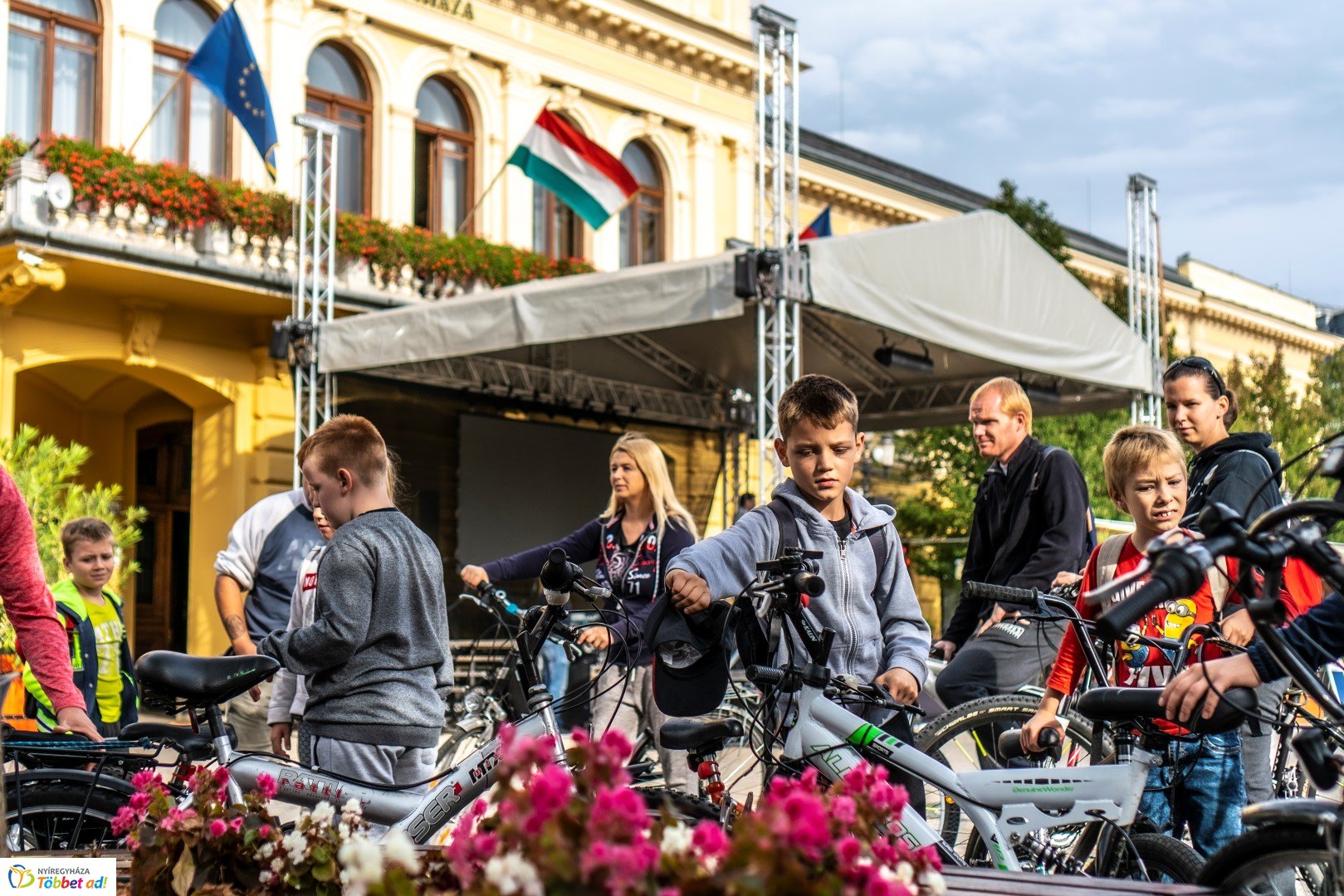 BRINGAVÁROS 7.1  – Megnyitó