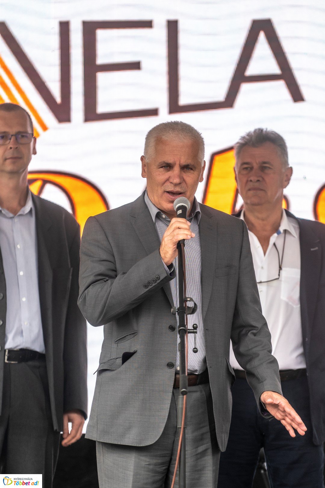 BRINGAVÁROS 7.1  – Megnyitó