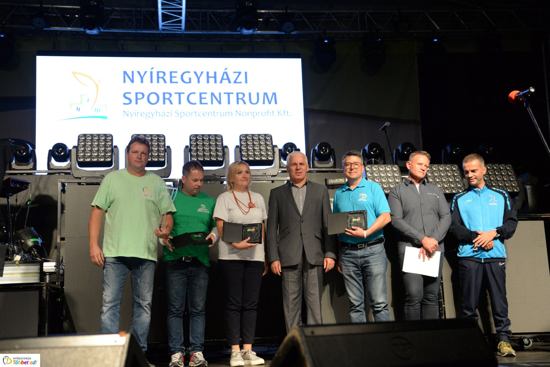 Bringaváros 7.1 - zárás a Kossuth téren