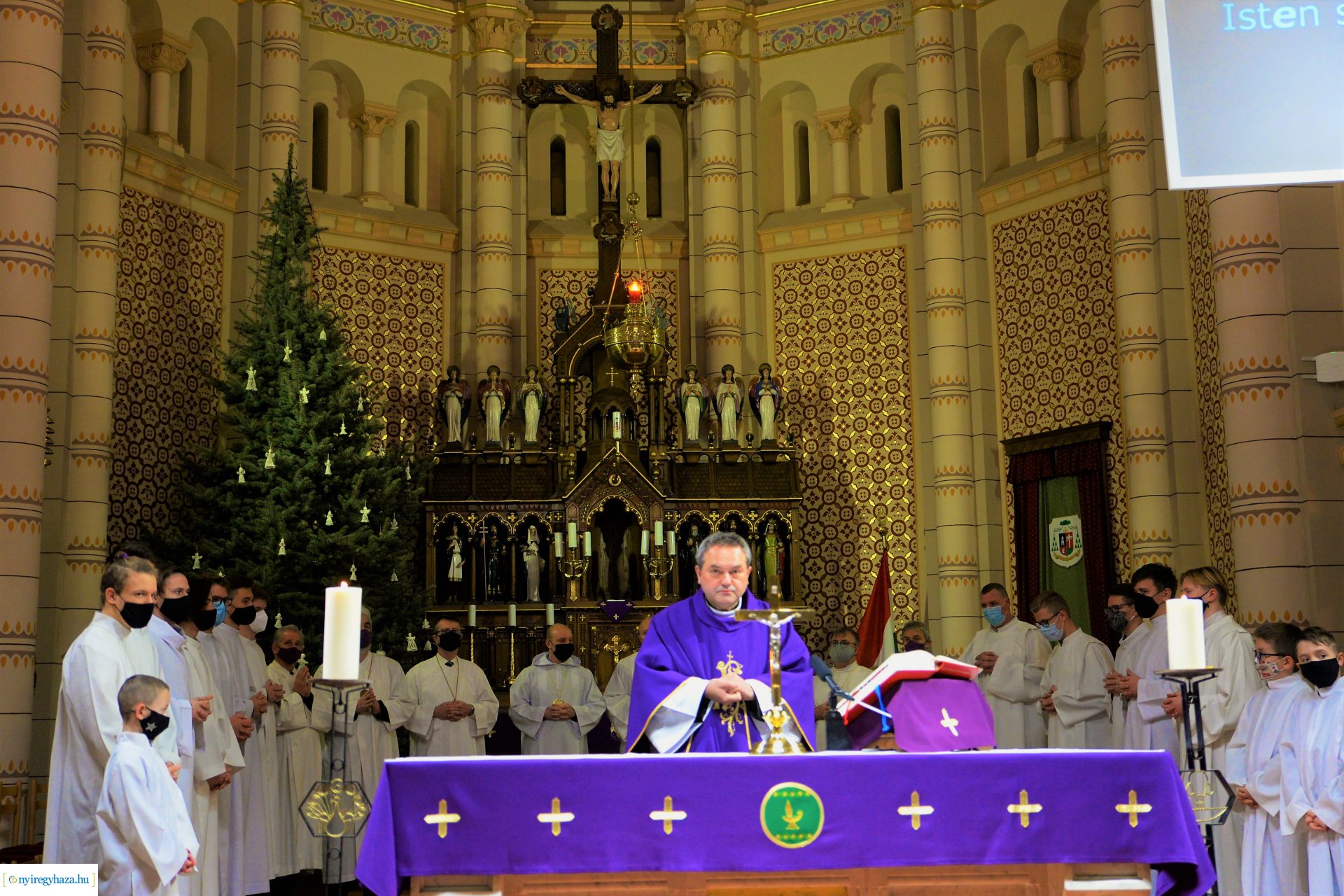 Búcsúmise - Felföldi László plébános elköszönt a hívektől