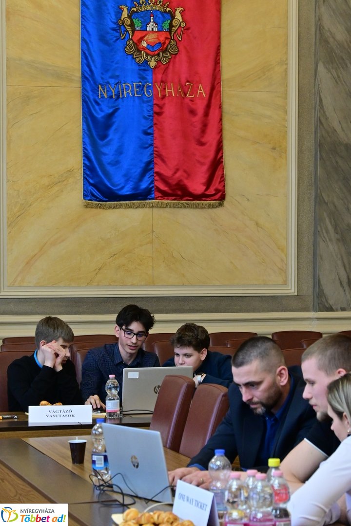 Bütyök 100 - online vetélkedó a Városházán - 2026