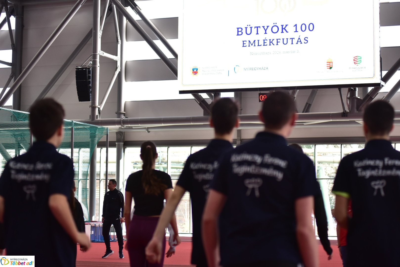 Bütyök emlékfutás az Atlétikai Centrumban