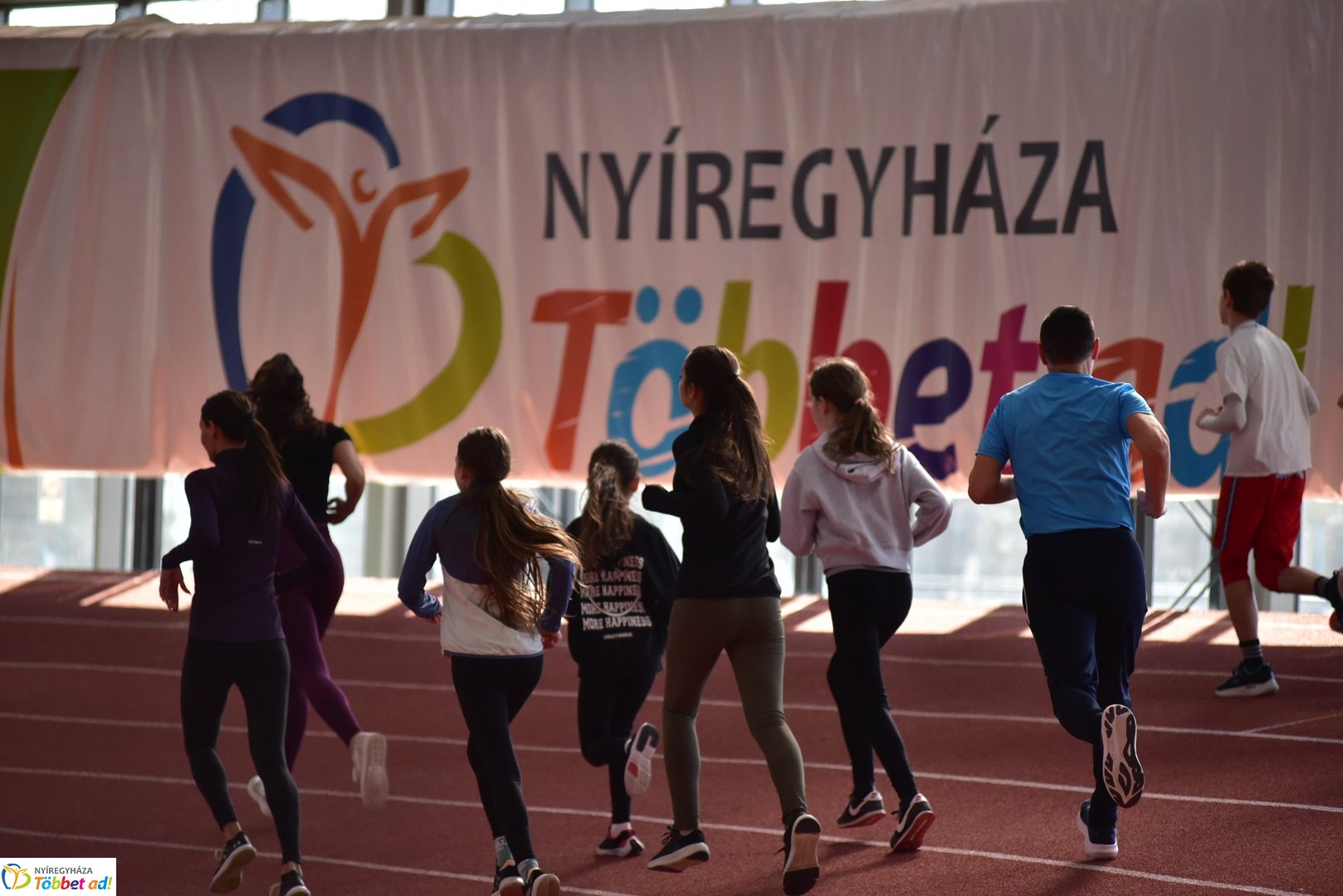 Bütyök emlékfutás az Atlétikai Centrumban