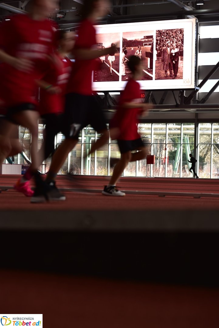 Bütyök emlékfutás az Atlétikai Centrumban