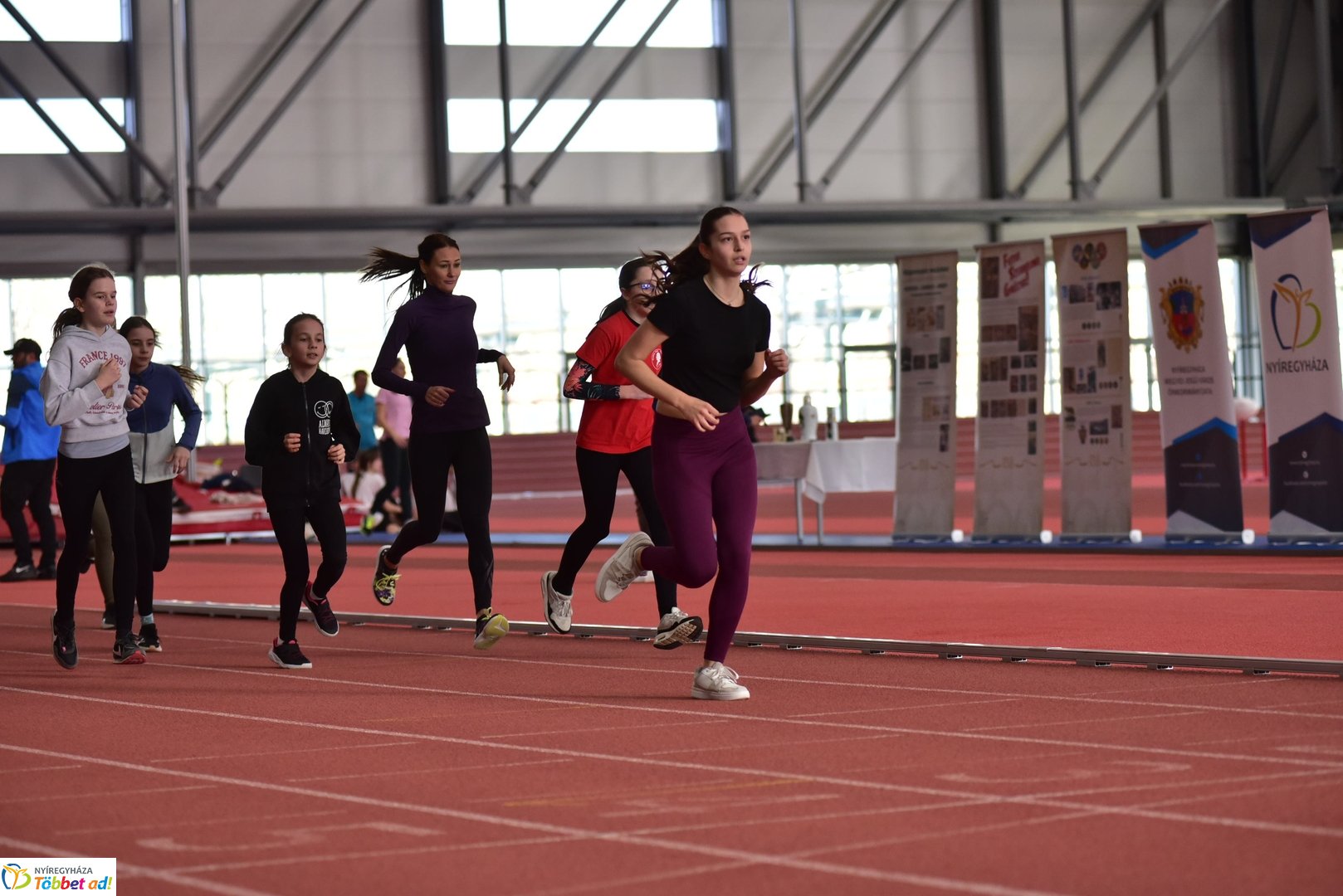 Bütyök emlékfutás az Atlétikai Centrumban