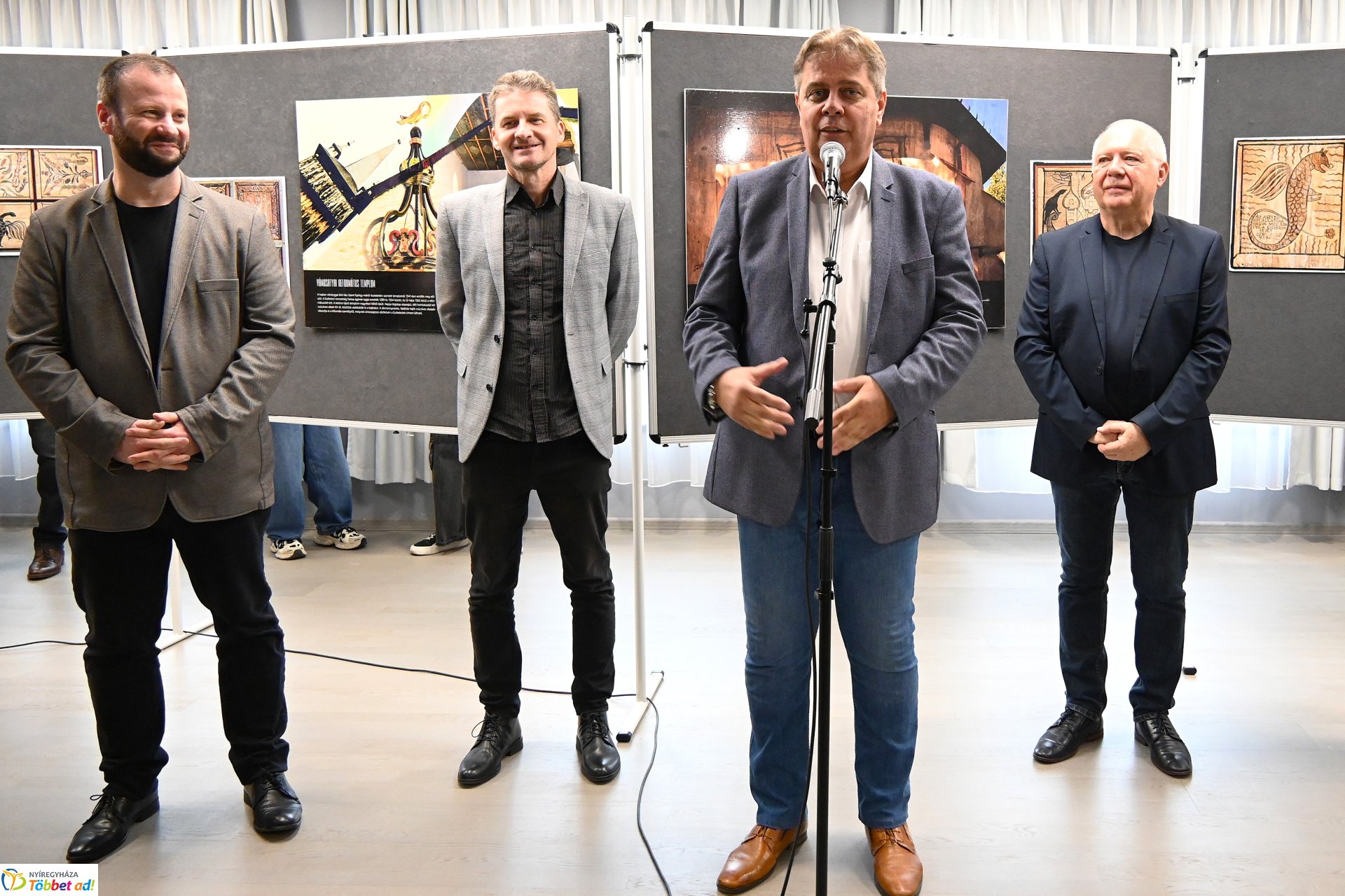 Búvó örökség - Csutkai Csaba fotókiállítása a Kállay Gyűjteményben