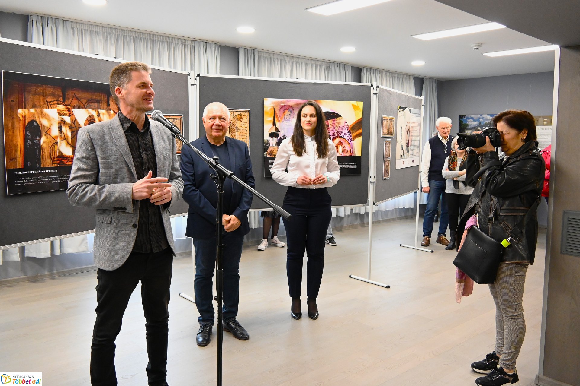 Búvó örökség - Csutkai Csaba fotókiállítása a Kállay Gyűjteményben